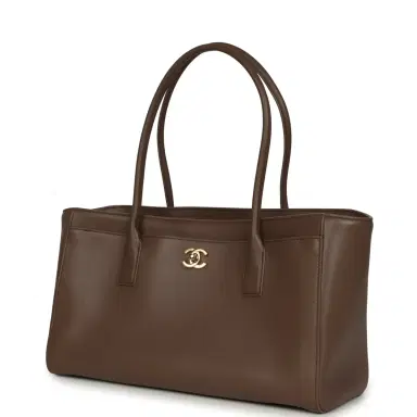 Chanel Chanel Small Cerf Shopping Bag Brown Calfskin Gold Hardware | Thumbnail 5 Chanel Chanel Small Cerf Shopping Bag Brown Calfskin Gold Hardware | Thumbnail 5