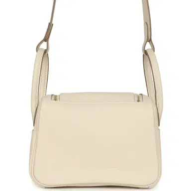 HERMÈS Hermes Mini Lindy II Craie Clemence Gold Hardware | Thumbnail 4 HERMÈS Hermes Mini Lindy II Craie Clemence Gold Hardware | Thumbnail 4