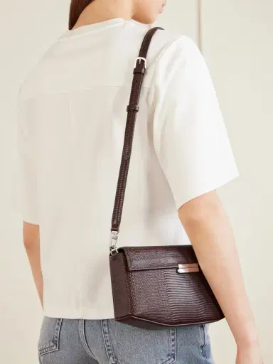 TOTEME Clip Lizard-effect Leather Shoulder Bag | Thumbnail 2 TOTEME Clip Lizard-effect Leather Shoulder Bag | Thumbnail 2