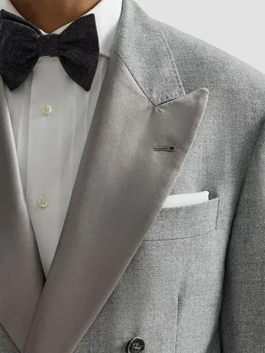Brunello Cucinelli Men's Sea Island Cotton Twill Pocket Square for Tuxedo - White | Thumbnail 3 Brunello Cucinelli Men's Sea Island Cotton Twill Pocket Square for Tuxedo - White | Thumbnail 3