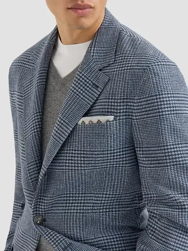 Brunello Cucinelli Men's Silk Pocket Square with Medallion Design - Grey | Thumbnail 3 Brunello Cucinelli Men's Silk Pocket Square with Medallion Design - Grey | Thumbnail 3