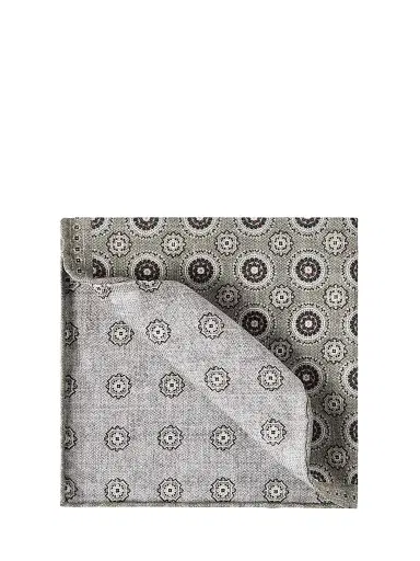 Brunello Cucinelli Men's Silk Pocket Square with Medallion Design | Thumbnail 1 Brunello Cucinelli Men's Silk Pocket Square with Medallion Design | Thumbnail 1