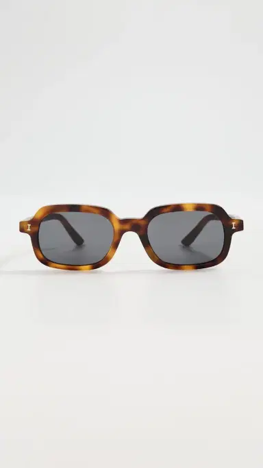 illesteva Berlin Sunglasses Havana One Size | Thumbnail 2 illesteva Berlin Sunglasses Havana One Size | Thumbnail 2