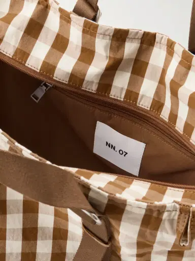 NN07 Checked Organic Cotton Weekend Bag - Men | Thumbnail 6 NN07 Checked Organic Cotton Weekend Bag - Men | Thumbnail 6