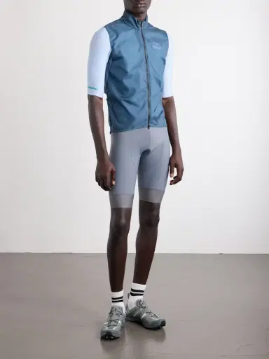 A Kind Of Guise Basso Giro Alpino Logo-Print Shell Cycling Gilet - Men | Thumbnail 2 A Kind Of Guise Basso Giro Alpino Logo-Print Shell Cycling Gilet - Men | Thumbnail 2