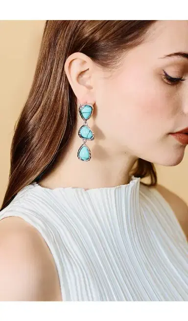 petit moments Heights Earrings | Thumbnail 3 petit moments Heights Earrings | Thumbnail 3