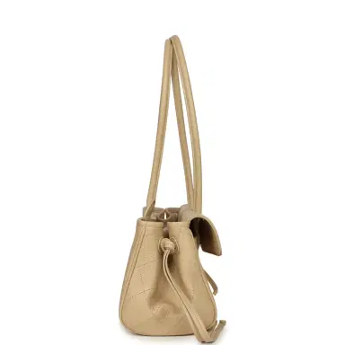 Chanel Chanel Small "Urban Essential" East West Shopping Tote Light Beige Caviar Gold Hardware (Copy) | Thumbnail 3 Chanel Chanel Small "Urban Essential" East West Shopping Tote Light Beige Caviar Gold Hardware (Copy) | Thumbnail 3