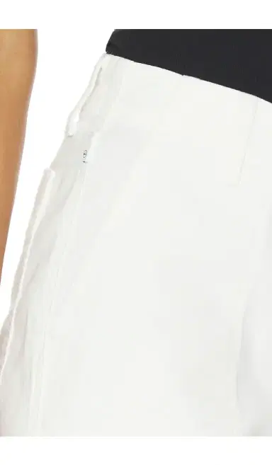 AG Jeans Analeigh Short | Thumbnail 6 AG Jeans Analeigh Short | Thumbnail 6