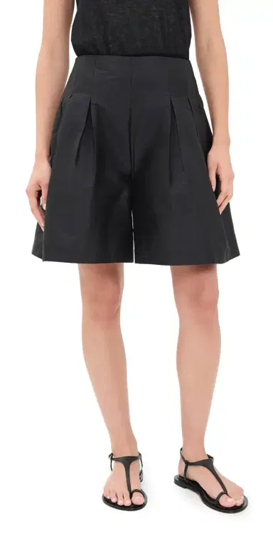 CHAN LUU Techno Taffeta Long Shorts Black 3 | Thumbnail 1 CHAN LUU Techno Taffeta Long Shorts Black 3 | Thumbnail 1