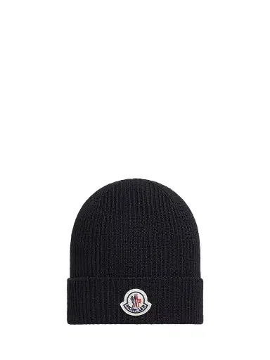 Moncler Men's Beanie Hat in Wool - Black | Thumbnail 1 Moncler Men's Beanie Hat in Wool - Black | Thumbnail 1