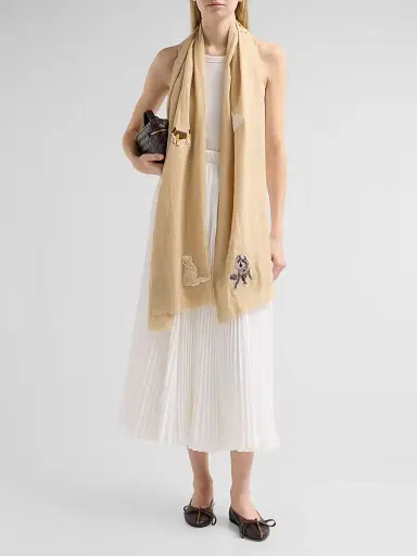Janavi Women's Bark & Bound Cashmere Scarf - Brown Rice | Thumbnail 2 Janavi Women's Bark & Bound Cashmere Scarf - Brown Rice | Thumbnail 2