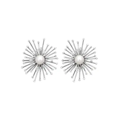 ASSAEL Assael Julie Parker 18K White Gold Pearl & Diamond Clip-On Earrings by The Solist | Thumbnail 1 ASSAEL Assael Julie Parker 18K White Gold Pearl & Diamond Clip-On Earrings by The Solist | Thumbnail 1