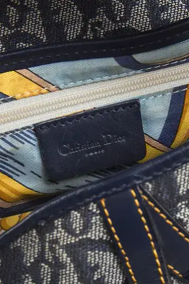 Dior Trotter Oblique Saddle Bag | Thumbnail 6 Dior Trotter Oblique Saddle Bag | Thumbnail 6