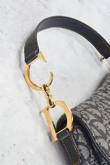 Dior Trotter Oblique Saddle Bag | Thumbnail 8 Dior Trotter Oblique Saddle Bag | Thumbnail 8