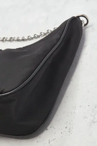 FWRD Renew Prada Re-Edition 2005 Re-Nylon Shoulder Bag | Thumbnail 17 FWRD Renew Prada Re-Edition 2005 Re-Nylon Shoulder Bag | Thumbnail 17