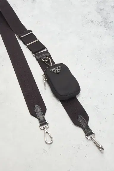 FWRD Renew Prada Re-Edition 2005 Re-Nylon Shoulder Bag | Thumbnail 18 FWRD Renew Prada Re-Edition 2005 Re-Nylon Shoulder Bag | Thumbnail 18
