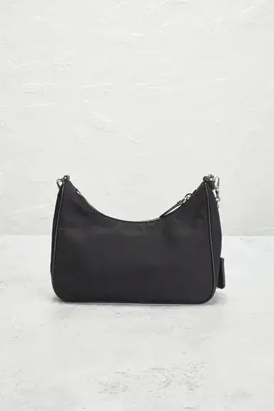 FWRD Renew Prada Re-Edition 2005 Re-Nylon Shoulder Bag | Thumbnail 3 FWRD Renew Prada Re-Edition 2005 Re-Nylon Shoulder Bag | Thumbnail 3