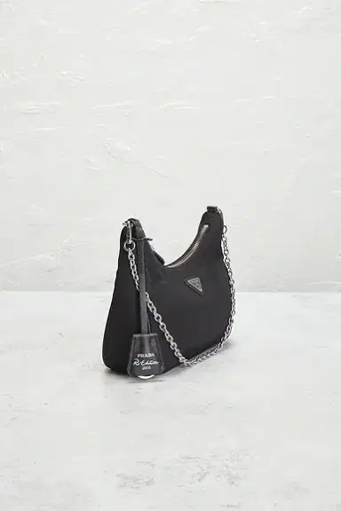 FWRD Renew Prada Re-Edition 2005 Re-Nylon Shoulder Bag | Thumbnail 4 FWRD Renew Prada Re-Edition 2005 Re-Nylon Shoulder Bag | Thumbnail 4