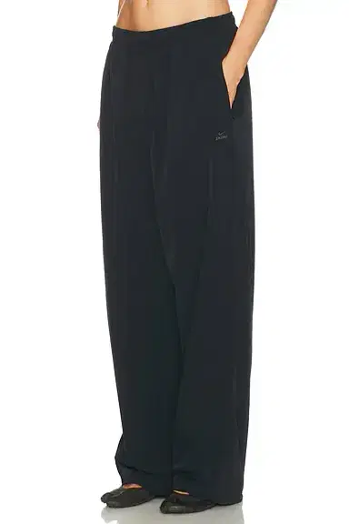 NikeSKIMS Nylon Pant | Thumbnail 3 NikeSKIMS Nylon Pant | Thumbnail 3