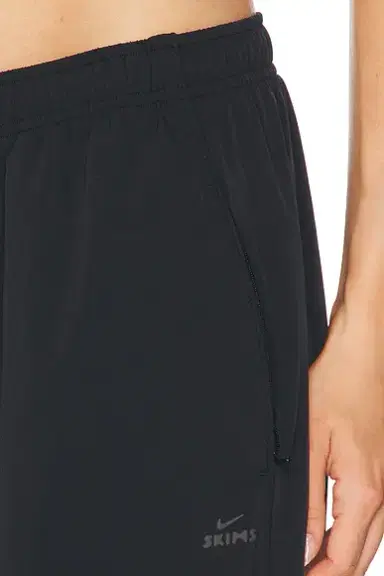 NikeSKIMS Nylon Pant | Thumbnail 5 NikeSKIMS Nylon Pant | Thumbnail 5