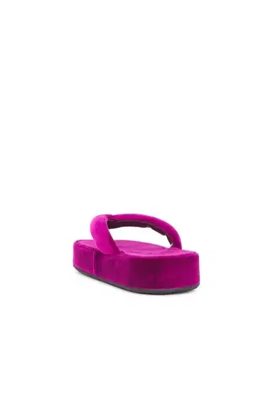 Balenciaga Jet Lag Thong Sandal | Thumbnail 3 Balenciaga Jet Lag Thong Sandal | Thumbnail 3