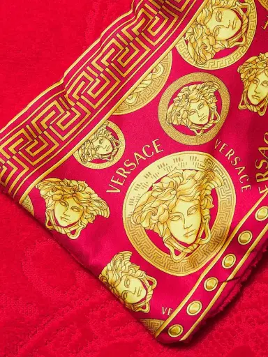Versace Men's Cotton Logo Bathrobe | Thumbnail 6 Versace Men's Cotton Logo Bathrobe | Thumbnail 6