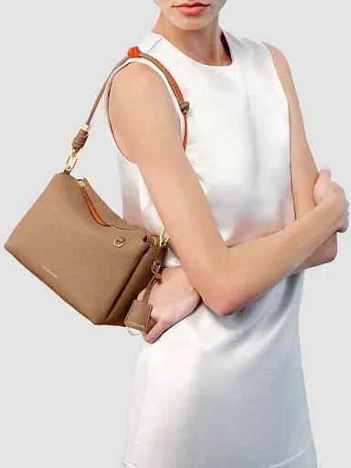 MAISON de SABRÉ Women's The Twist Handle - Sandstone Manhattan | Thumbnail 2 MAISON de SABRÉ Women's The Twist Handle - Sandstone Manhattan | Thumbnail 2