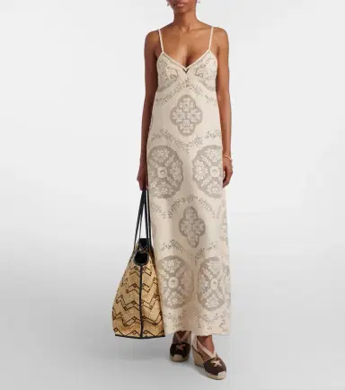 Valentino Garavani VLogo Large raffia-effect tote bag | Thumbnail 5 Valentino Garavani VLogo Large raffia-effect tote bag | Thumbnail 5