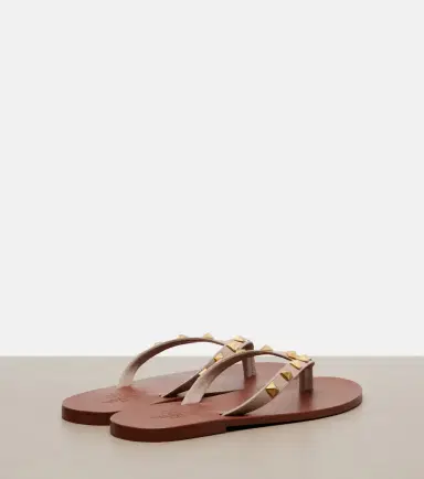 Valentino Garavani Rockstud leather thong sandals | Thumbnail 2 Valentino Garavani Rockstud leather thong sandals | Thumbnail 2
