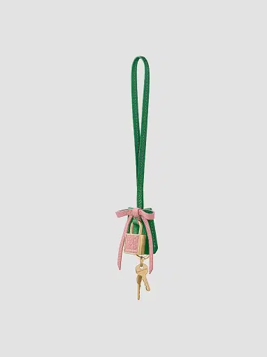MAISON de SABRÉ Women's The Bow Padlock Charm - Emerald Lily | Thumbnail 5 MAISON de SABRÉ Women's The Bow Padlock Charm - Emerald Lily | Thumbnail 5
