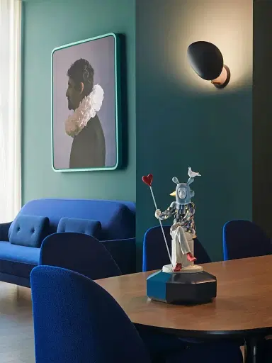 Lladro The Lover III Sculpture by Jaime Hayon | Thumbnail 5 Lladro The Lover III Sculpture by Jaime Hayon | Thumbnail 5