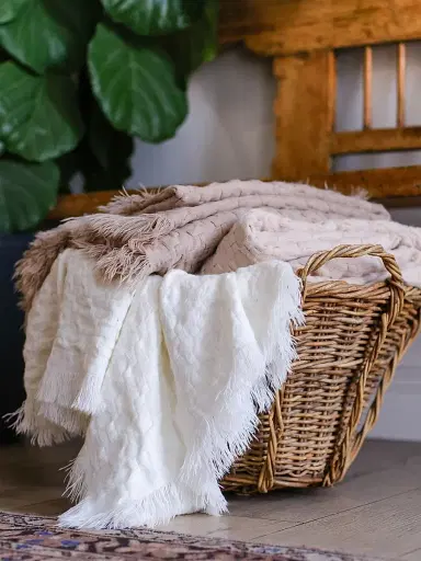 Pom Pom at Home Delphine Oversized Throw Blanket | Thumbnail 4 Pom Pom at Home Delphine Oversized Throw Blanket | Thumbnail 4
