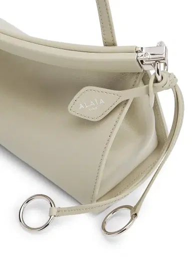 Alaïa Women's Le Click East West Leather Shoulder Bag | Thumbnail 5 Alaïa Women's Le Click East West Leather Shoulder Bag | Thumbnail 5