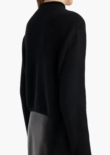 Khaite Annora Cardigan In | Thumbnail 6 Khaite Annora Cardigan In | Thumbnail 6