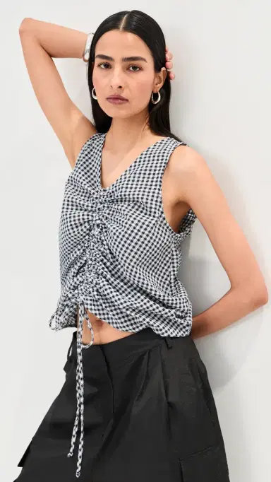LE BOP Sleeveless Fallon Top Navy Check | Thumbnail 2 LE BOP Sleeveless Fallon Top Navy Check | Thumbnail 2