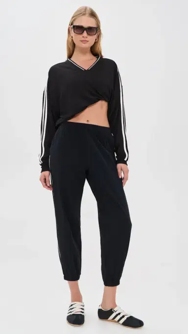 Splits59 Ellie Fleece V Neck Sweatshirt Black/White | Thumbnail 5 Splits59 Ellie Fleece V Neck Sweatshirt Black/White | Thumbnail 5