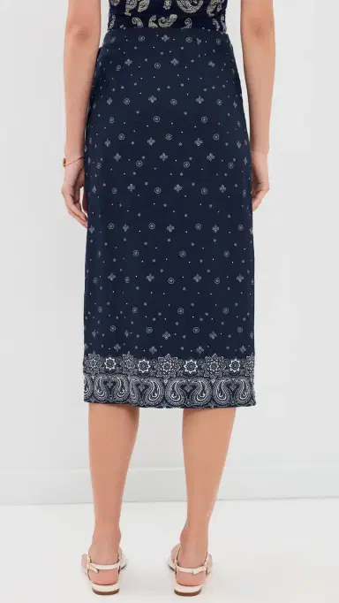 Madewell x hopbop arong Midi Skirt in Linen Blend Bandana Mix White | Thumbnail 3 Madewell x hopbop arong Midi Skirt in Linen Blend Bandana Mix White | Thumbnail 3