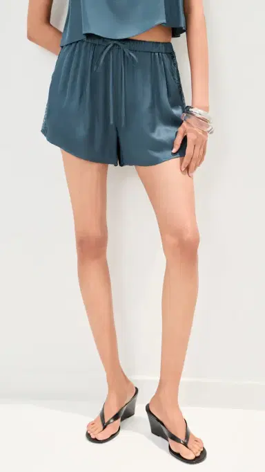 LE BOP avannah atin Shorts Navy | Thumbnail 2 LE BOP avannah atin Shorts Navy | Thumbnail 2