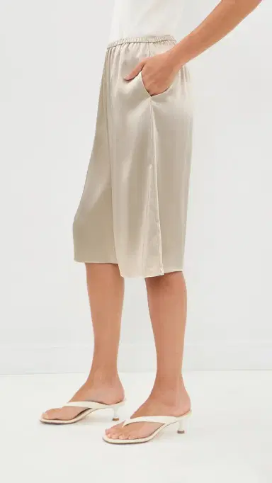 SEROYA Brice Shorts Almond | Thumbnail 4 SEROYA Brice Shorts Almond | Thumbnail 4