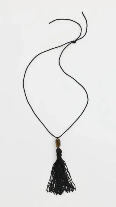SHASHI Maximes Tassel Necklace Noir One Size | Thumbnail 4 SHASHI Maximes Tassel Necklace Noir One Size | Thumbnail 4