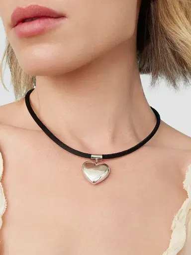 Oradina Women's Lover Cord Pendant Necklace in Sterling Silver - Silver | Thumbnail 3 Oradina Women's Lover Cord Pendant Necklace in Sterling Silver - Silver | Thumbnail 3
