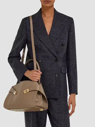 Ferragamo Women's Hug Medium Gancini Leather Shoulder Bag | Thumbnail 2 Ferragamo Women's Hug Medium Gancini Leather Shoulder Bag | Thumbnail 2