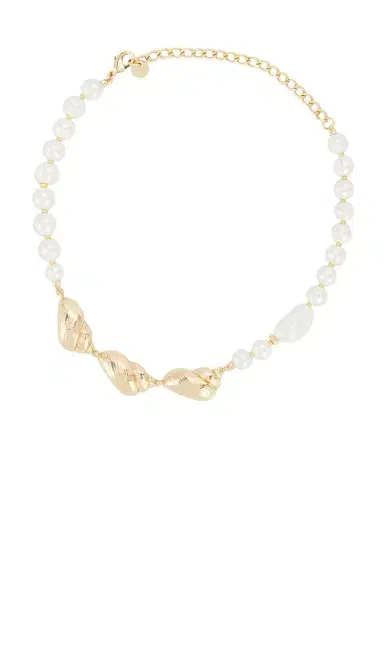 Self-Portrait Gold Shell And Pearl Necklace | Thumbnail 1 Self-Portrait Gold Shell And Pearl Necklace | Thumbnail 1