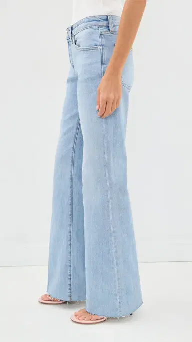 GOOD AMERICAN Vintage Low Relaxed Flare Jeans Indigo88 | Thumbnail 4 GOOD AMERICAN Vintage Low Relaxed Flare Jeans Indigo88 | Thumbnail 4