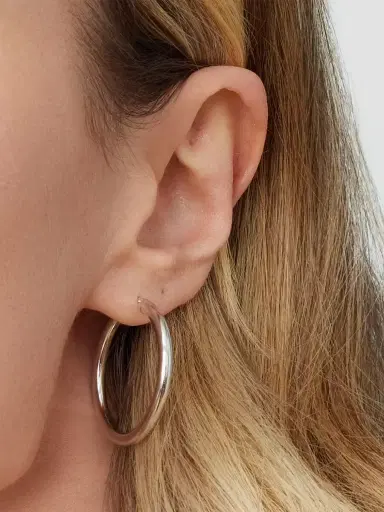 Oradina Women's Everyday Hoops in Sterling Silver - Silver | Thumbnail 2 Oradina Women's Everyday Hoops in Sterling Silver - Silver | Thumbnail 2