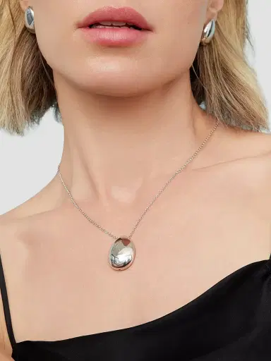 Oradina Women's Reflection Pendant Necklace in Sterling Silver - Silver | Thumbnail 3 Oradina Women's Reflection Pendant Necklace in Sterling Silver - Silver | Thumbnail 3