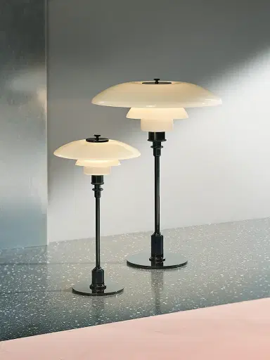 Louis Poulsen PH 2/1 Opal Glass & Brass Table Lamp - Black Metallic | Thumbnail 4 Louis Poulsen PH 2/1 Opal Glass & Brass Table Lamp - Black Metallic | Thumbnail 4
