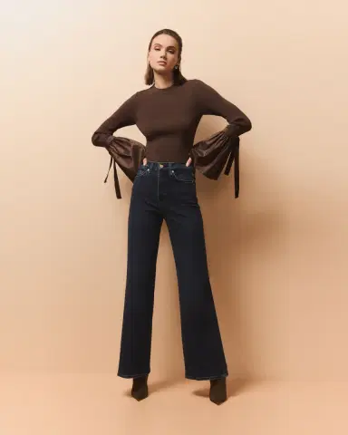 7 for all mankind Ultra High-Rise Jo Jeans | Thumbnail 4 7 for all mankind Ultra High-Rise Jo Jeans | Thumbnail 4