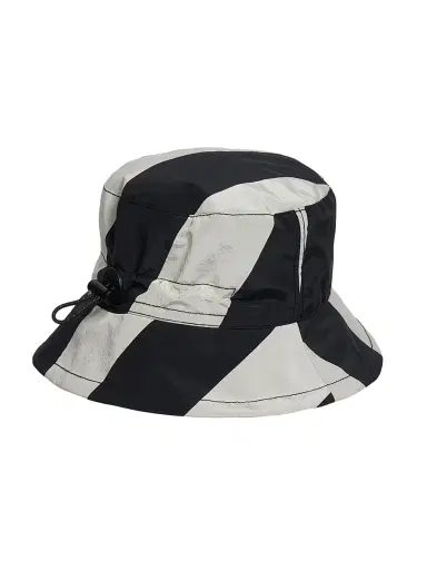 Jacquemus Men's Le Bob Baluchon Nylon Bucket Hat - Print Stripes Off White | Thumbnail 3 Jacquemus Men's Le Bob Baluchon Nylon Bucket Hat - Print Stripes Off White | Thumbnail 3