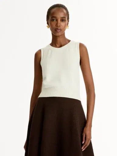 Oscar de la Renta Porcelain Flower Guipure Insert Tank | Thumbnail 2 Oscar de la Renta Porcelain Flower Guipure Insert Tank | Thumbnail 2